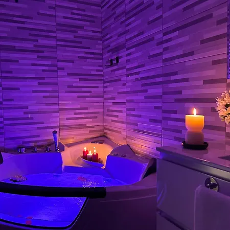 Suite Deluxe - Jacuzzi - Private Parking Turin Exterior foto