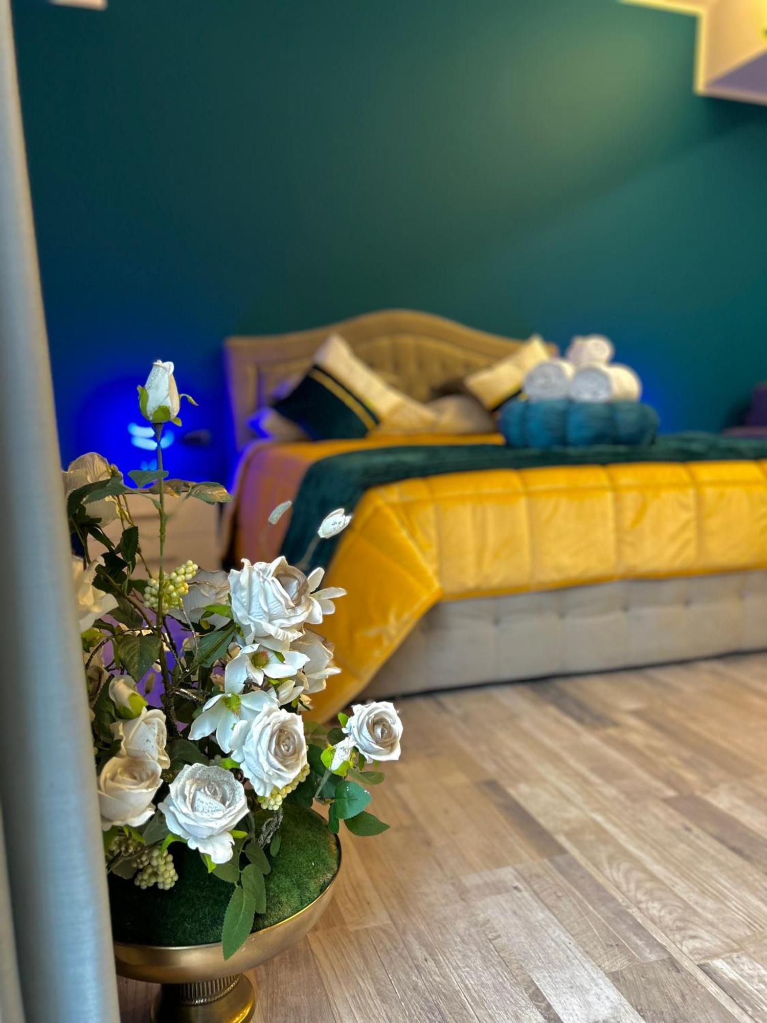 Deluxe - Jacuzzi - Private Parking Turin